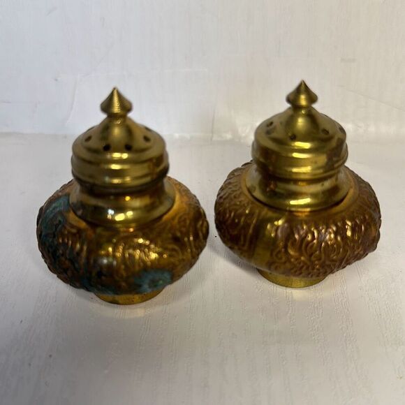 Vintage Brass Salt and Pepper Shakers Patina on 1 - Picture 1 of 8